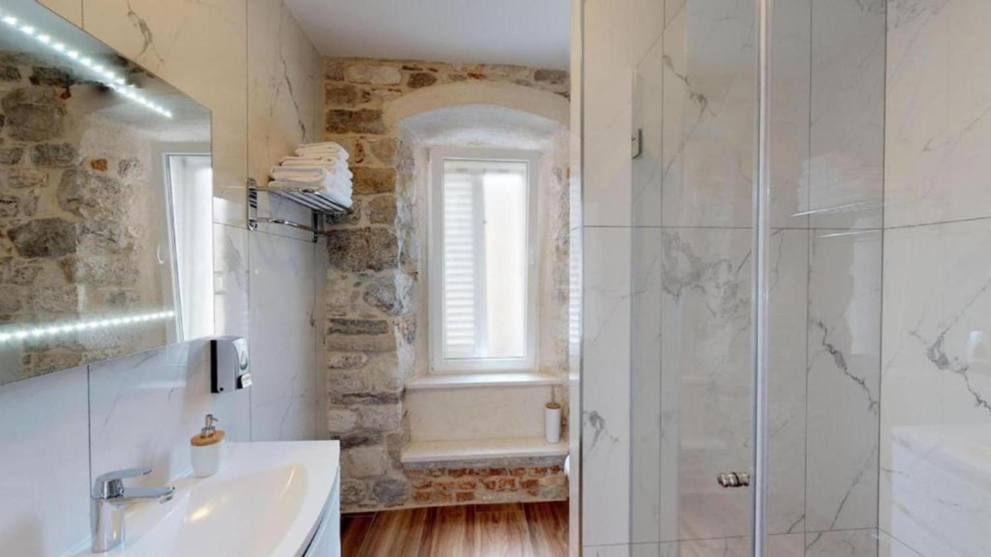 Chrysanta Apartments Split Extérieur photo